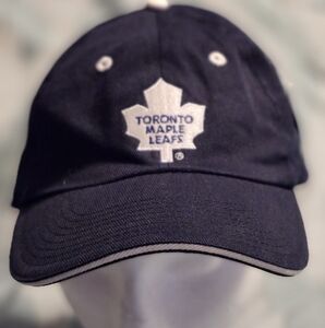 NWT Vintage Rare Toronto Maple Leafs / Toronto Sun‎ Hat Men's Size 58 CM.